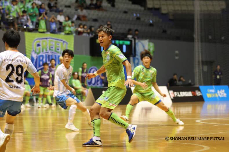 Fリーグ第17節 湘南ベルマーレ VS Y.S.C.C.横浜　試合中、躍動する選手たち