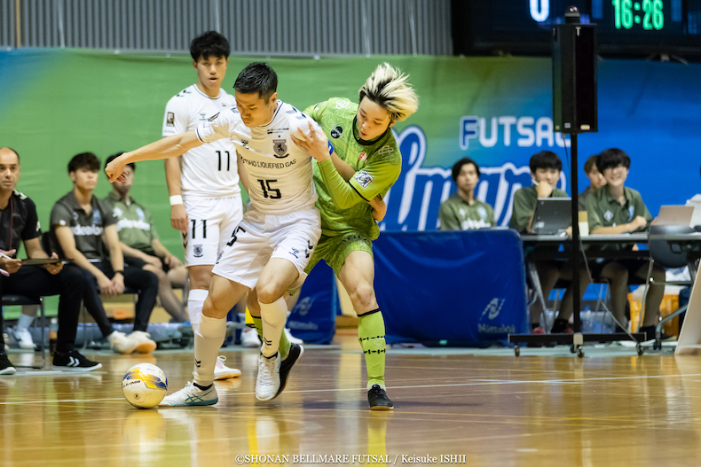 Fリーグ2024-2025 　第8節 湘南ベルマーレ VS 名古屋オーシャンズ 戦う選手